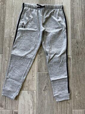 Girls Under Armour Light Gray Heather Joggers with Black Side Trim size large